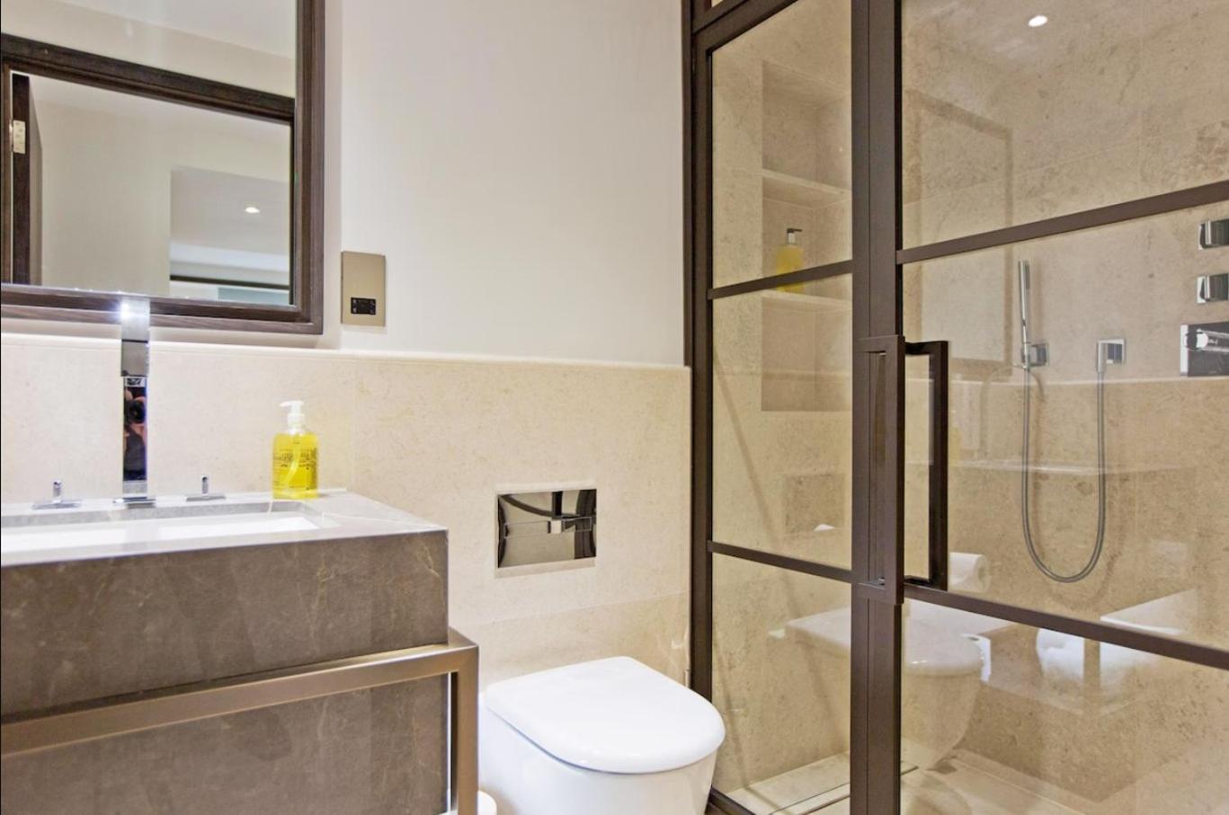 Living 3 Bedroom Appartement